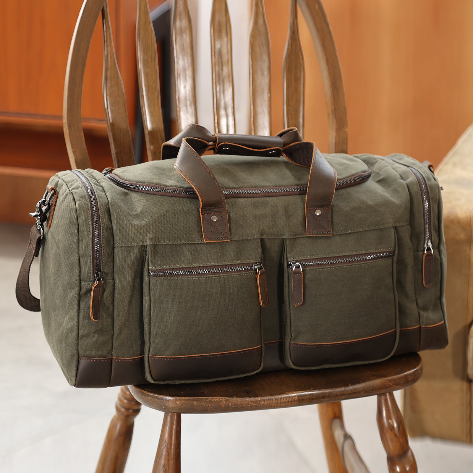 Polare 23” Waxed Canvas Cowhide Leather Travel Duffel Carry on Bag (Scenario Shows)