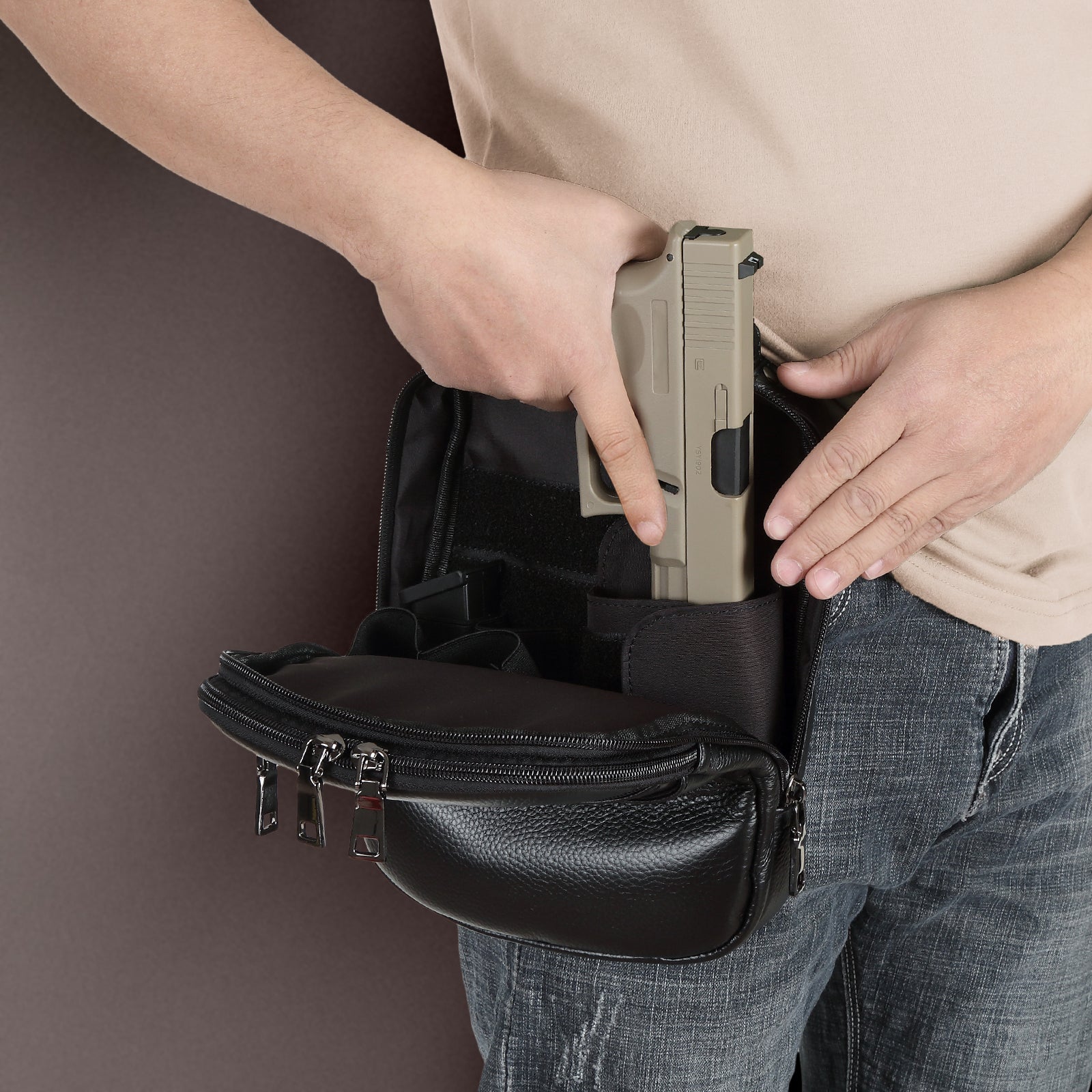 Italian Leather Carry Gun Pouch Pistol Case (Black,Model Display)