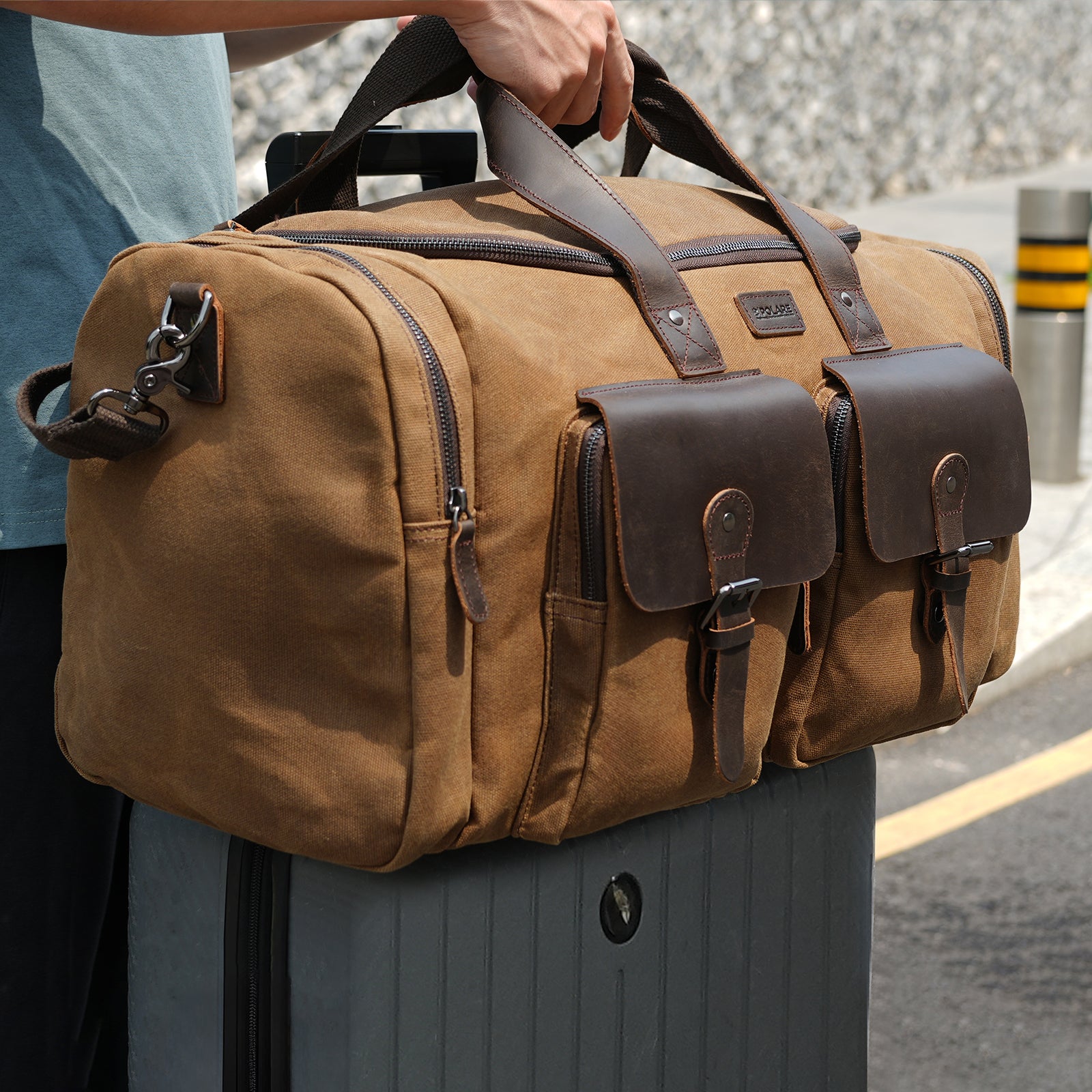 23" Waxed Canvas Leather Duffel Bag for Men (Duffel Bag with Luggage Sleeve)