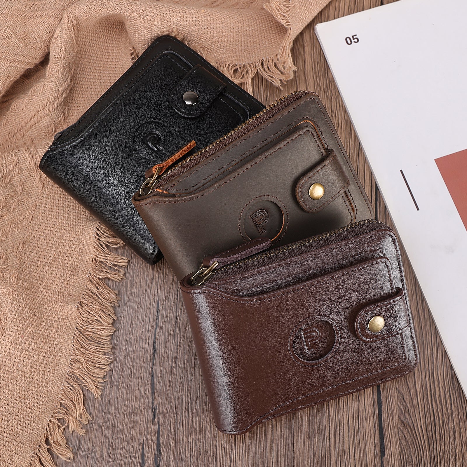 Full Grain Leather Bifold Wallet for Men RFID Blocking with AirTag Slot (Coffee,Scenario Shows)