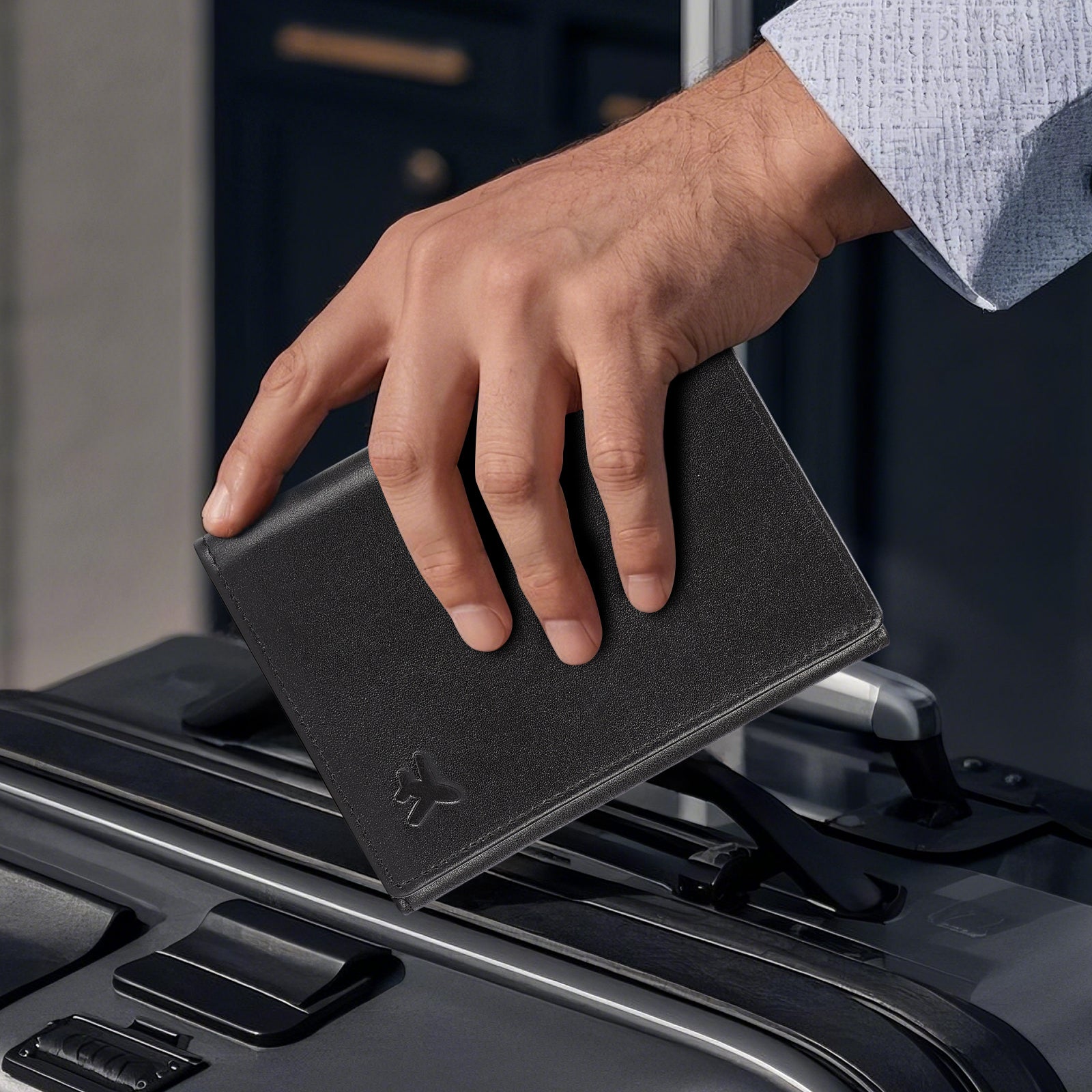 Leather Pilot Wallet Passport Holder Tri-fold Travel Cover (Black,Model Display)