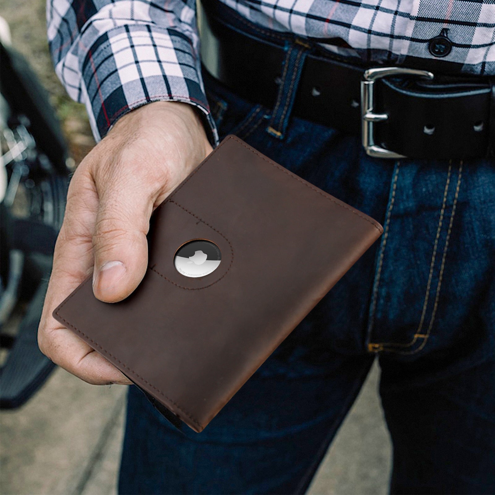Leather Passport Holder Travel Bifold Wallet with AirTag Slot (Model Display)