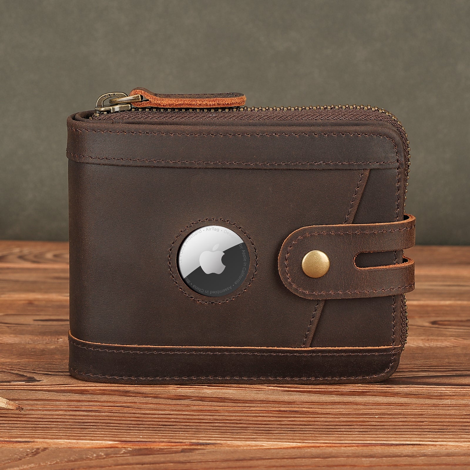 Leather Bifold Wallet RFID Blocking Card Case with AirTag Slot (Scenario Shows)