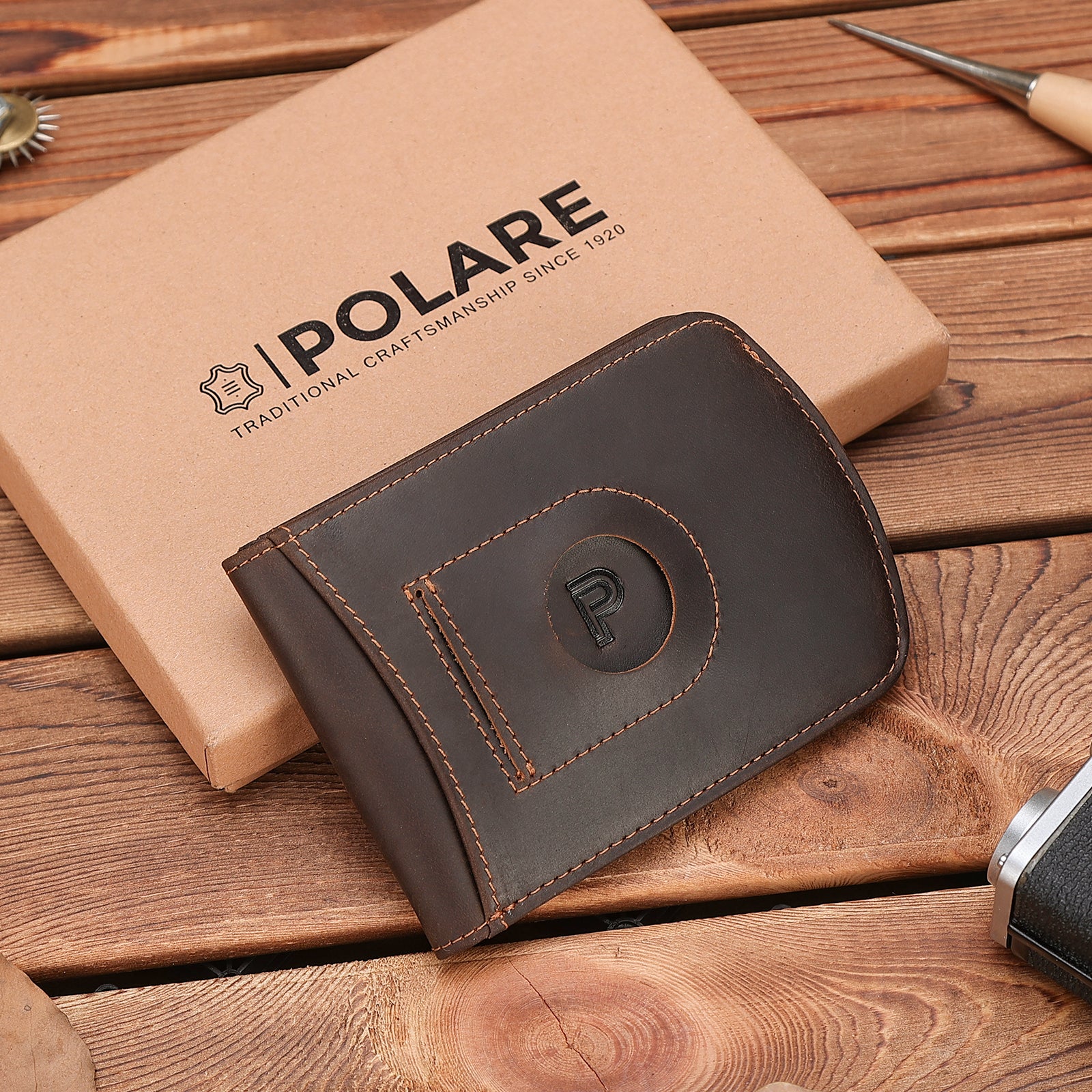 Slim Curve Front Pocket Leather Bifold Wallet with AirTag Holder (Gift Box)