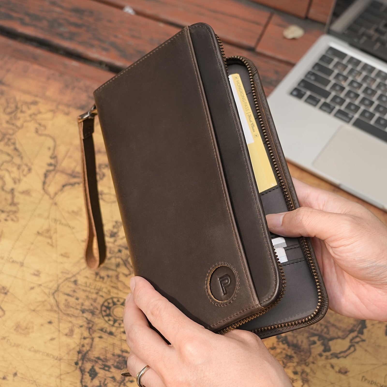 Leather Family Passport Holder with Coin Pouch AirTag Slot (Leather Travel Passport Holder)