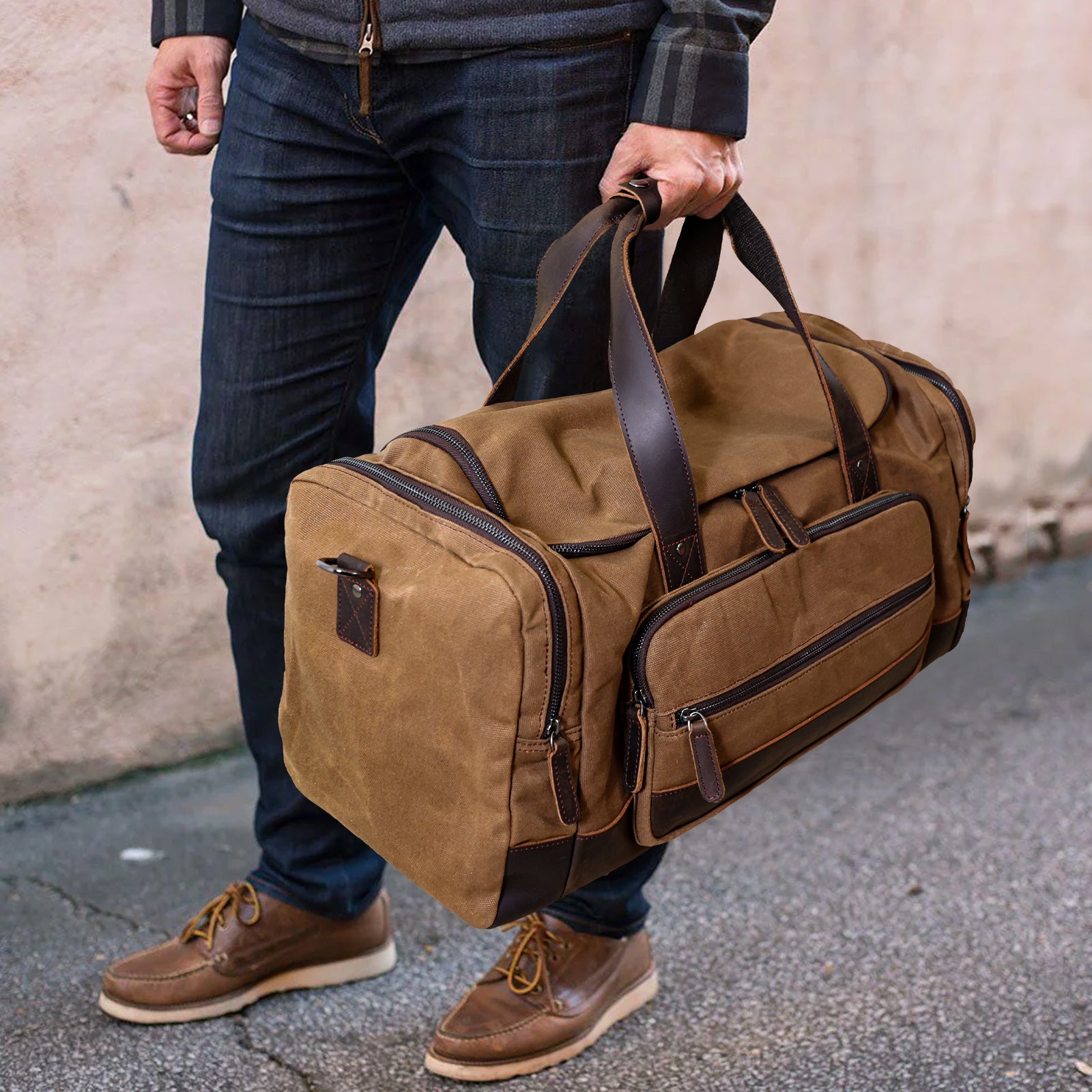 weekender, duffelbag, travel bag in waxed canvas and leather