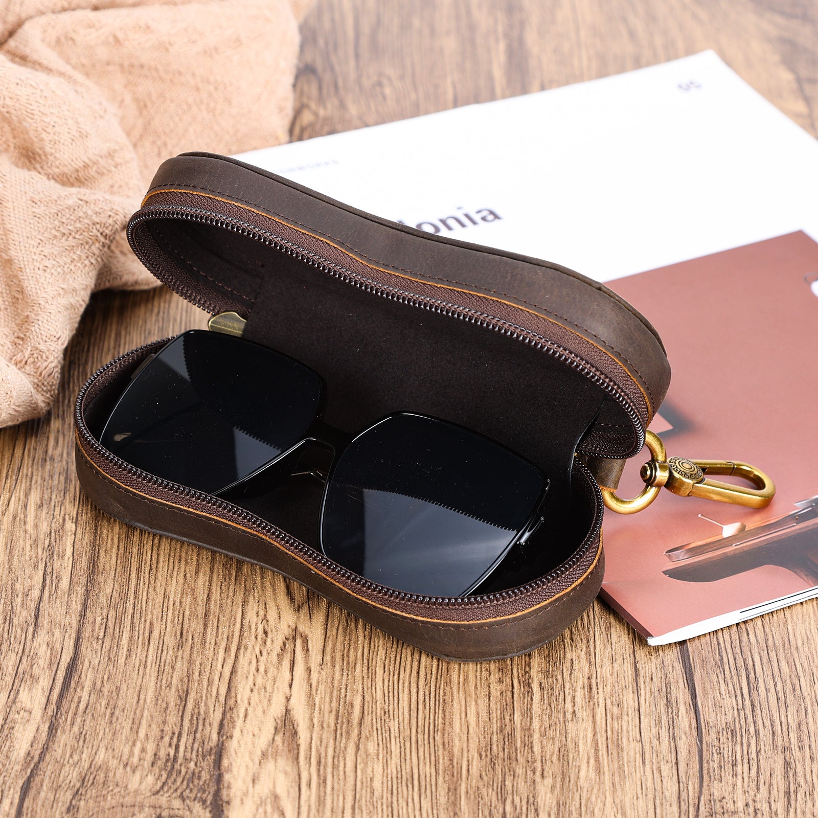 Full Grain Leather Glasses Case Safety Sunglasses Case with YKK Zipper