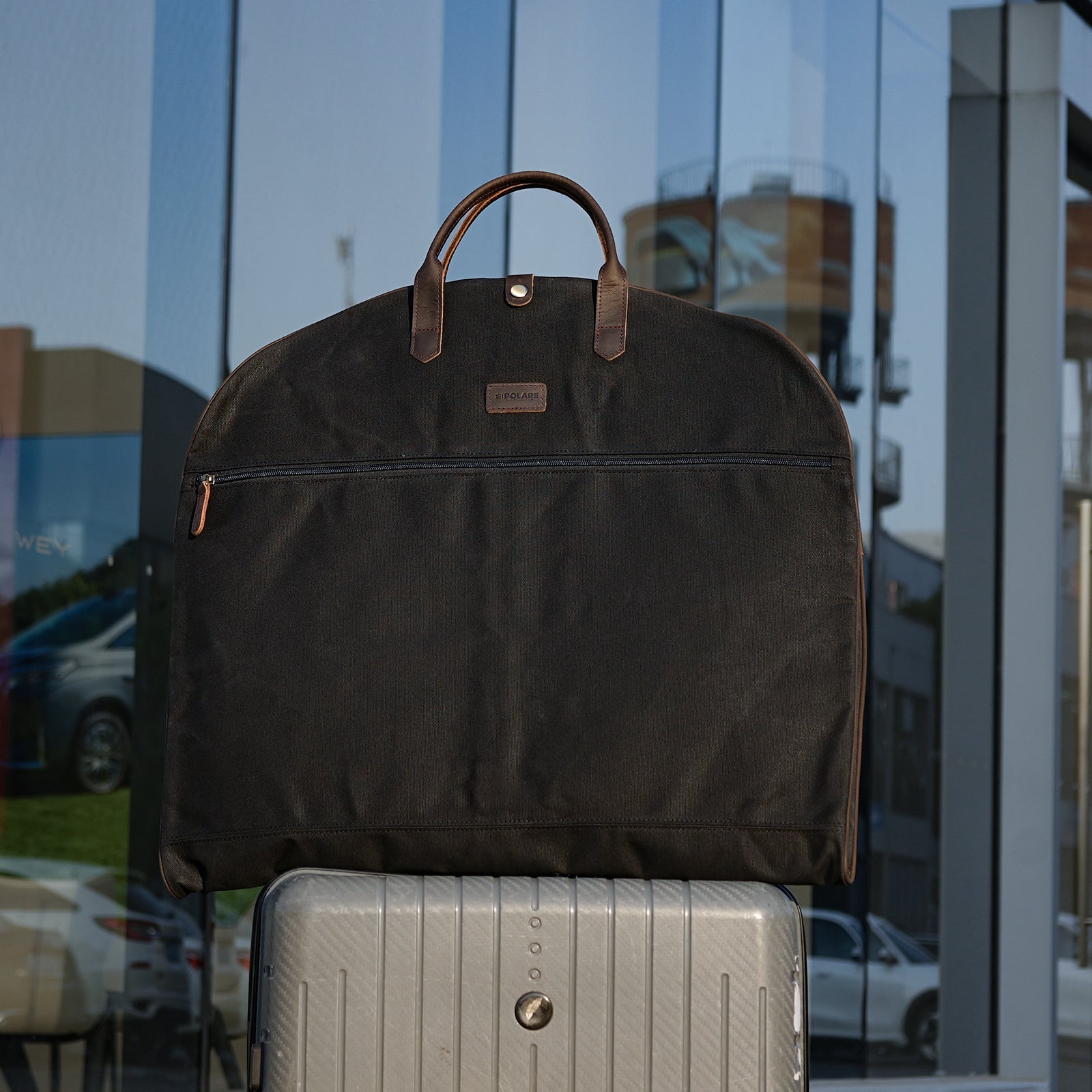 Full Grain Leather Trim Waxed Canvas Carry On Garment Bag (Waxed Canvas Garment Bag)