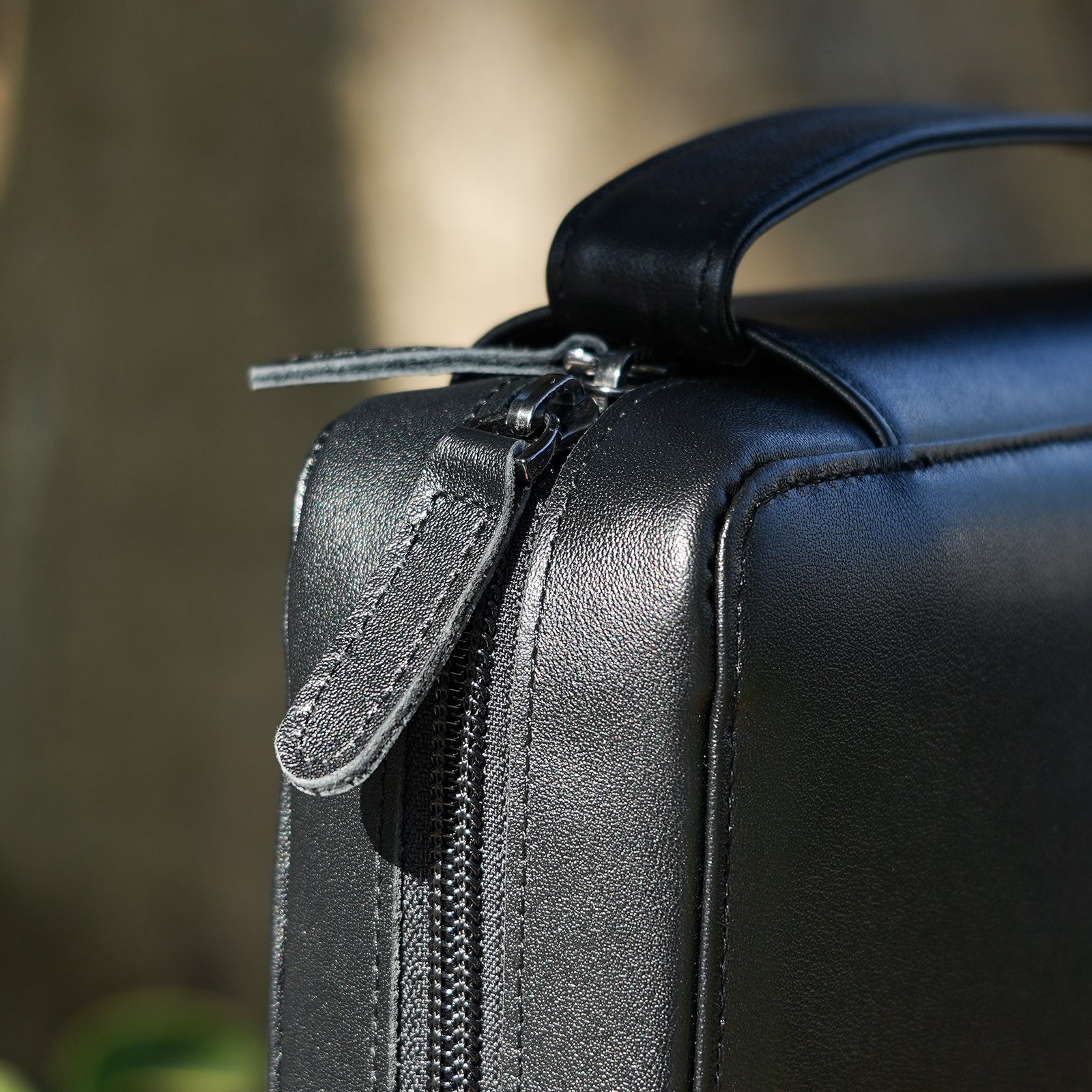 Full Grain Leather Bible Cover Church Bag (Black,Details)