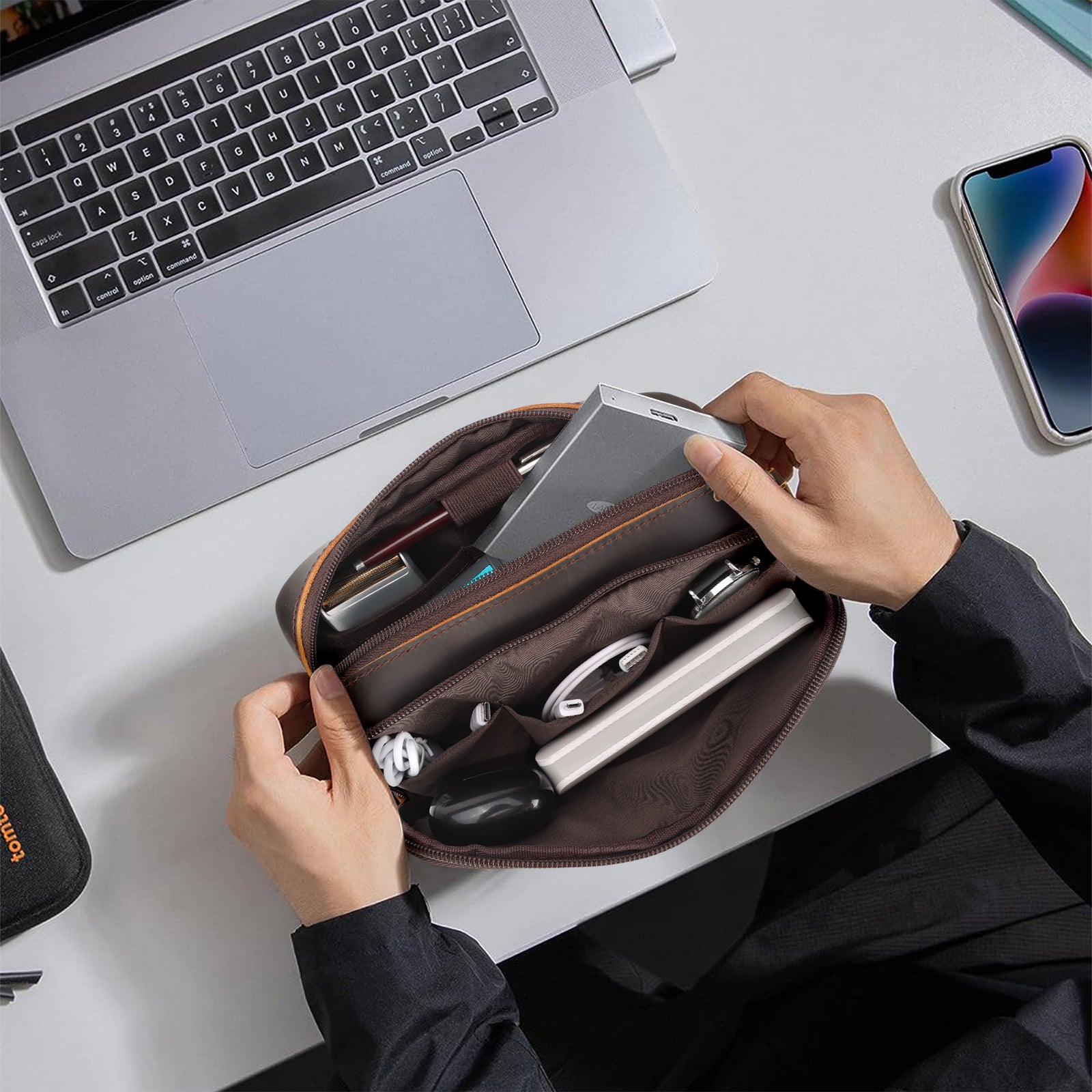 Leather Travel Electronics Organizer Case Cable Storage Carry Bag (Model Display)