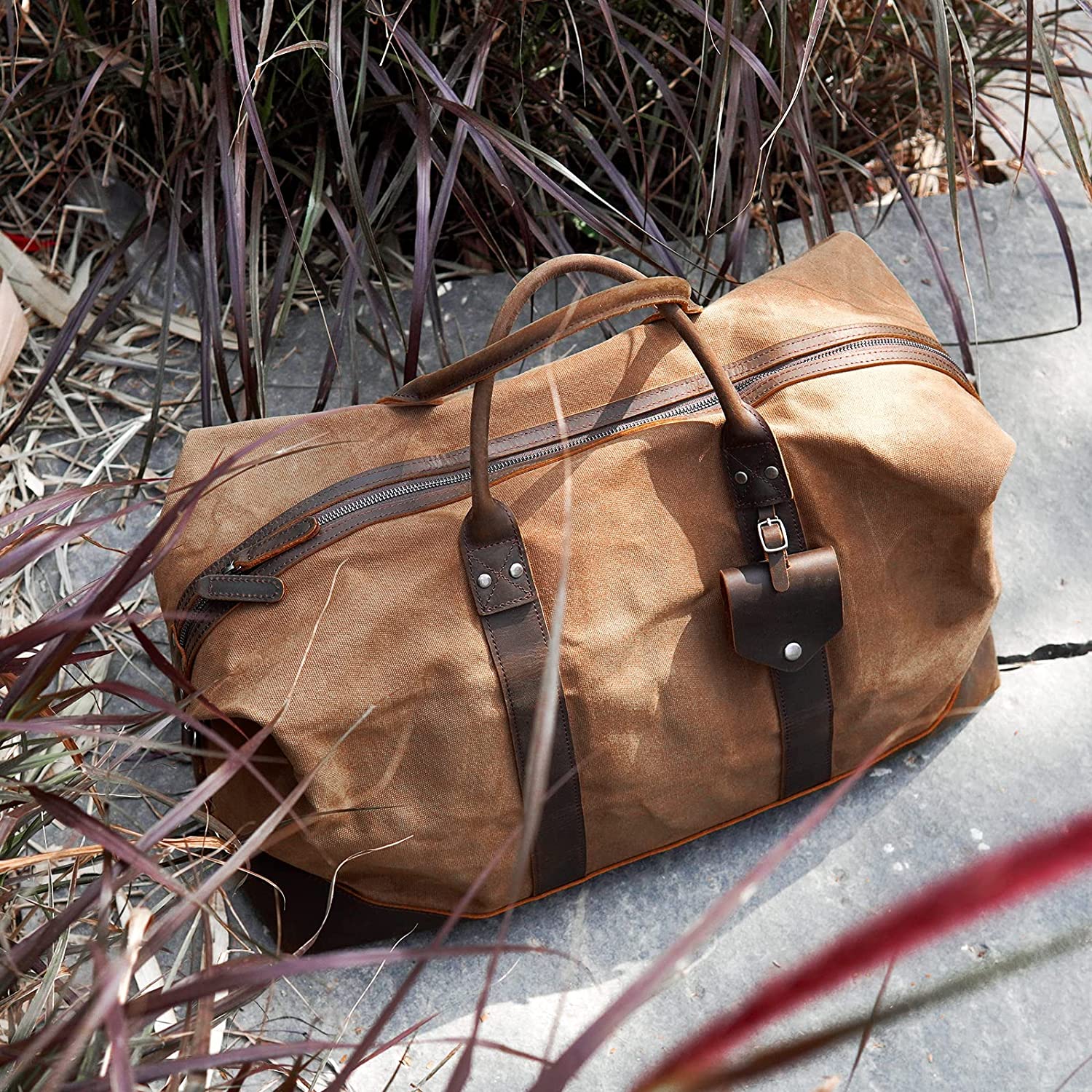Polare 23” Cowhide Leather Waterproof Waxed Canvas Travel Duffel Bag (Scenario Shows)