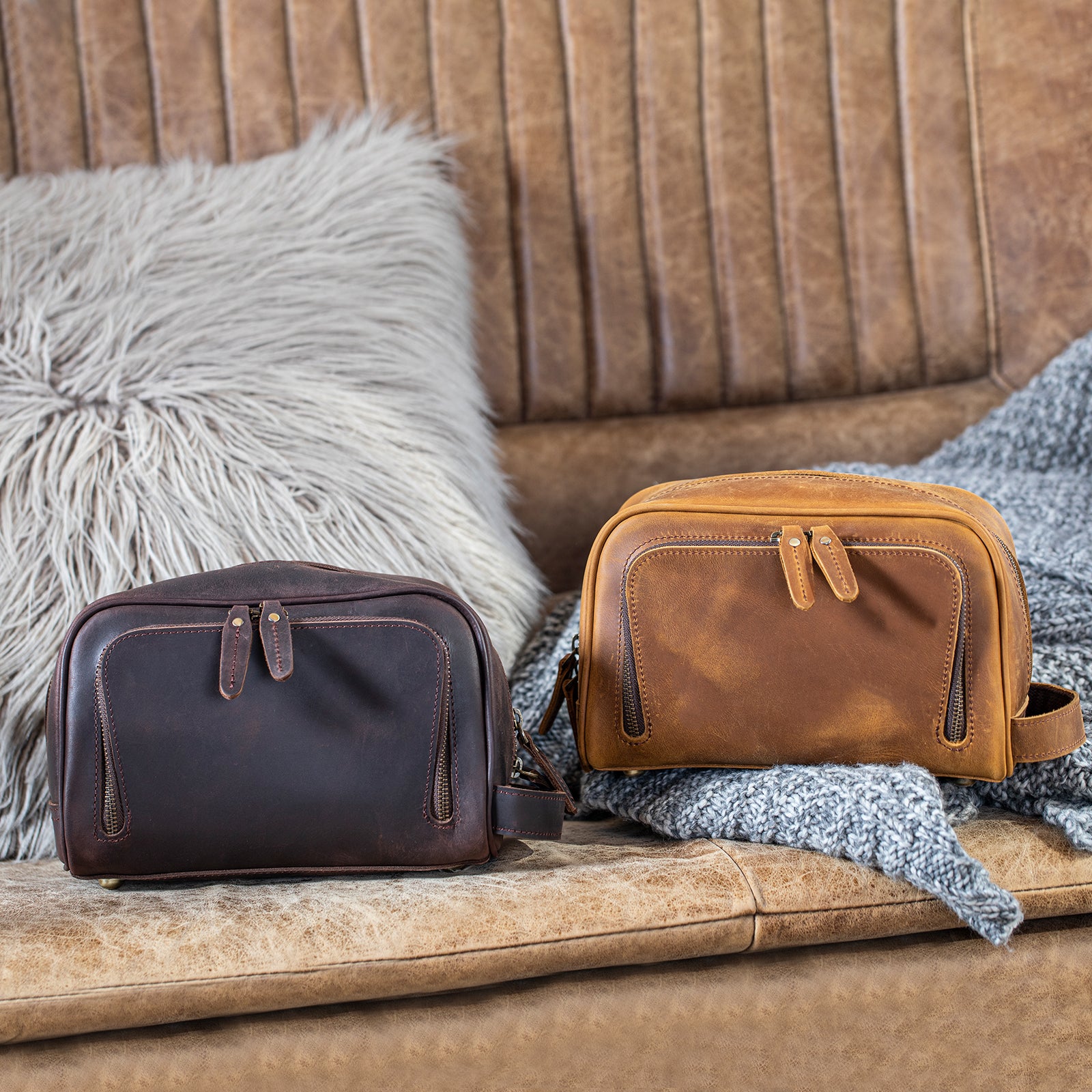 Suede-Trimmed Full-Grain Leather Wash Bag